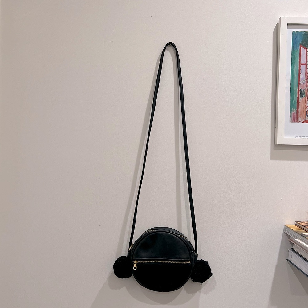 Ban.do Circular Crossbody with Puffs